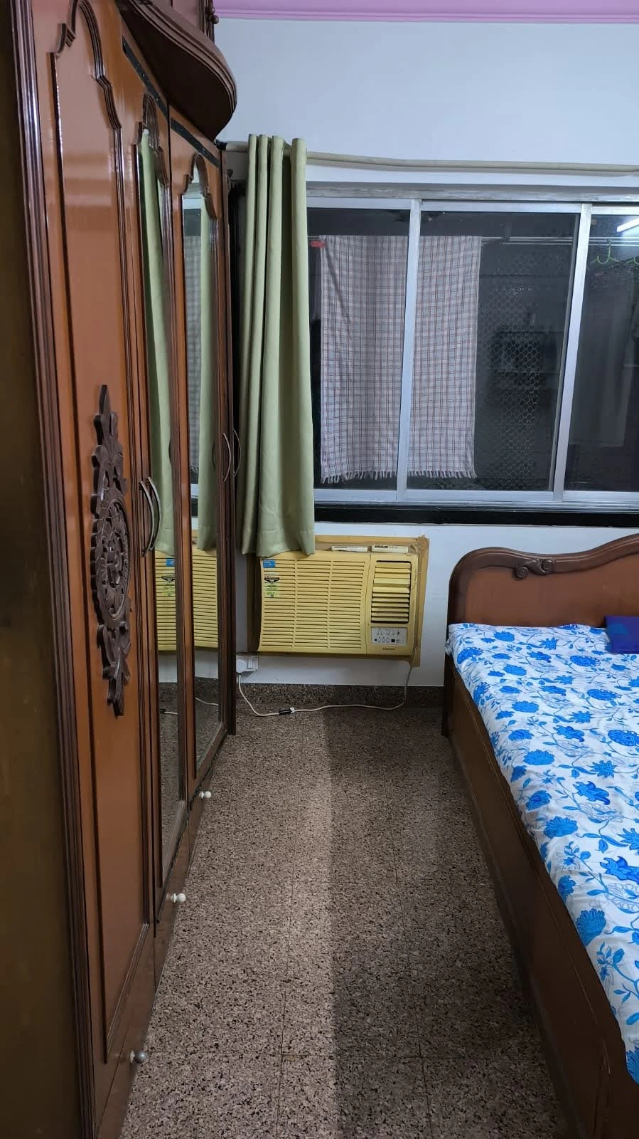 1 BHK Flat for Rent in Aksharsdham building , Malad West
